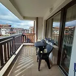Melania In Complex Royal Towers 公寓 班斯科