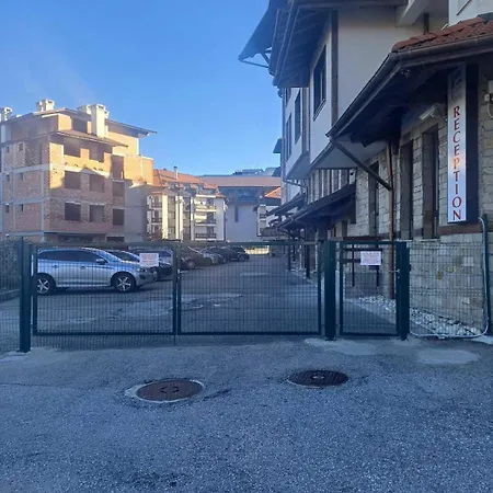 Melania In Complex Royal Towers Bansko