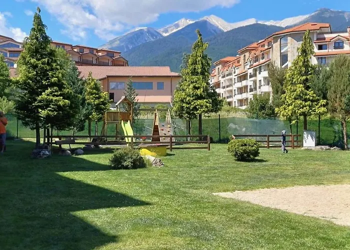 Melania In Complex Royal Towers Daire *