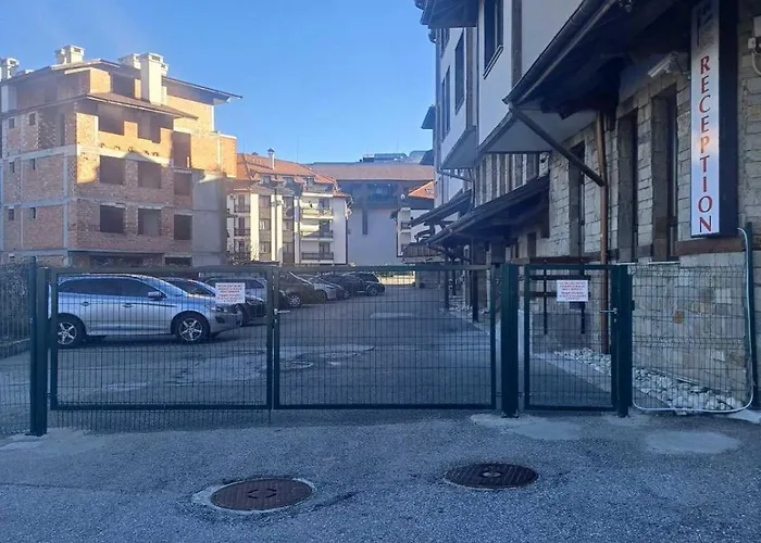 Melania In Complex Royal Towers Bansko