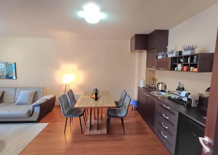 Melania In Complex Royal Towers Apartment *